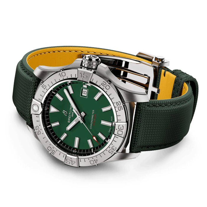 Breitling Avenger Automatik 42mm Herrenuhr Grünes Leder A17328101L1X1 – Bild 4