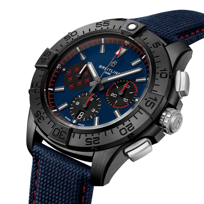 Breitling Avenger B01 Chronograph Rote Pfeile 44mm Herrenuhr Blau SB01475A1C1X1 – Bild 3