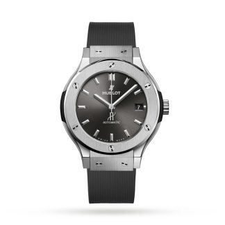 Hublot Classic Fusion Racing Grau Titan 38mm 565.NX.7071.RX