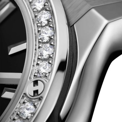 Hublot Classic Fusion Titan Diamanten 33mm Damenuhr Schwarz 581.NX.1470.RX.1104 – Bild 4