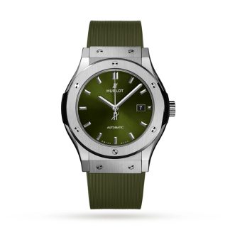 Hublot Classic Fusion Titan Grün 42mm 542.NX.8970.RX