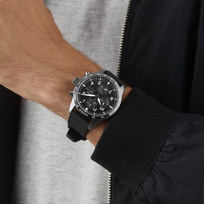 IWC Pilot Performance Chronograph 41mm AMG Herrenuhr schwarz Kautschuk IW388305 – Bild 5