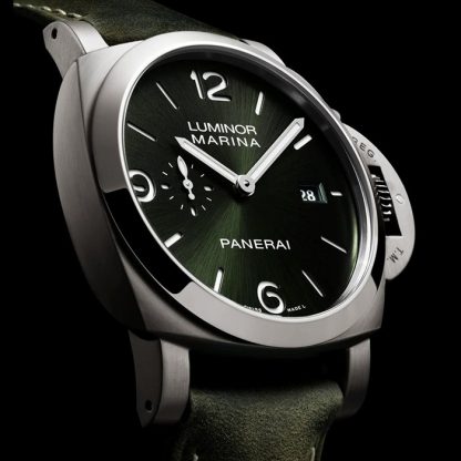 Panerai Luminor Marina Titanio 44mm Herrenuhr Grün PAM03325 – Bild 2