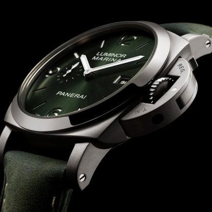 Panerai Luminor Marina Titanio 44mm Herrenuhr Grün PAM03325 – Bild 4